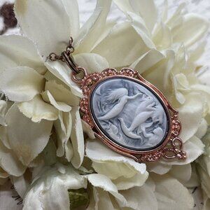 ROSE Gold Mermaids Mermaid Beach Heart Wedding Jewelry Birthday necklace Cameo